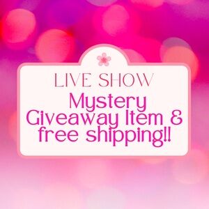 🌸Posh Live Show Mystery Giveaway Item🌸